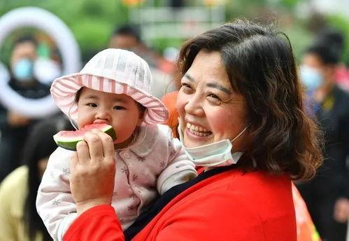 吃瓜群众感谢的人,吃瓜群众心满意足的感恩人生