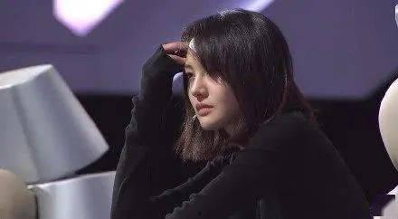 郑爽做吃瓜群众,娱乐圈的“吃瓜群众”