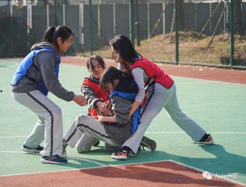 吃瓜群众女版背心,揭秘女版背心背后的时尚魅力